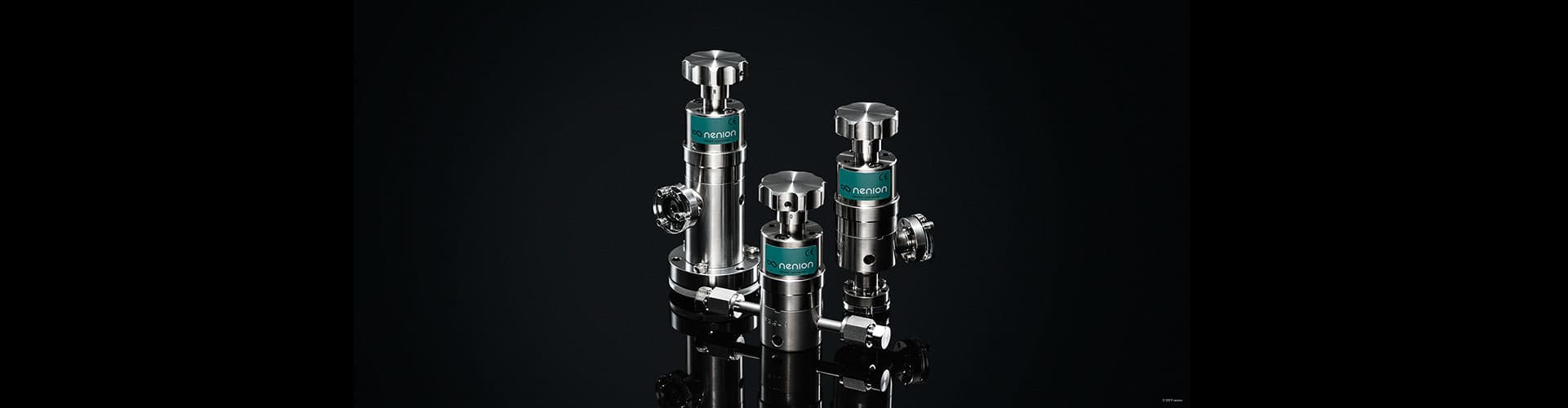 Gas dosing valve - manually operated